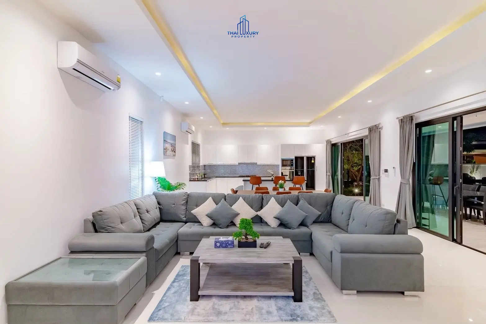 Modern Single-Story Villa with Pool & Outdoor Entertaining in Cha-Am