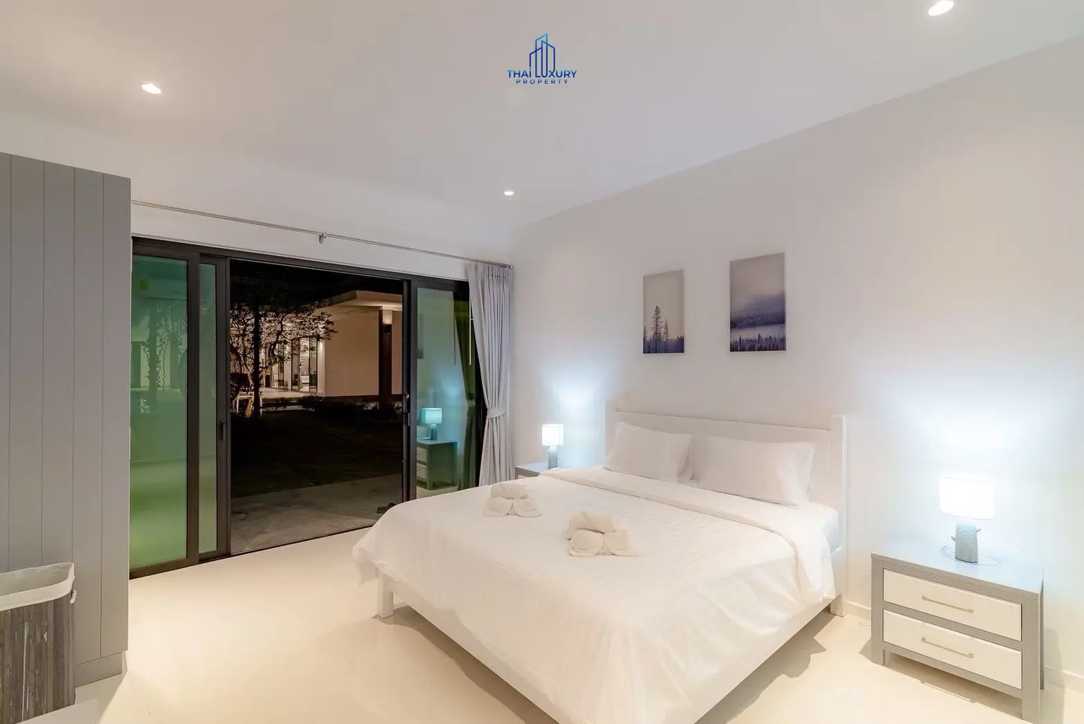 Modern Single-Story Villa with Pool & Outdoor Entertaining in Cha-Am