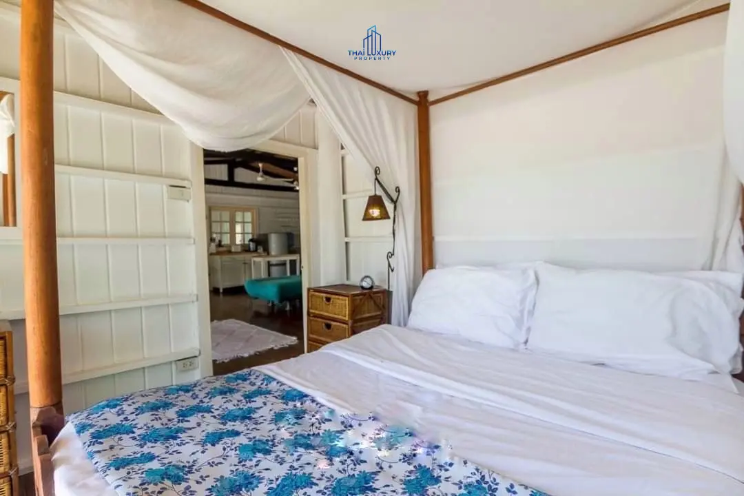 Relaxed Beachfront Villa with Garden, Deck, and Stunning Ocean Views in Hua Hin