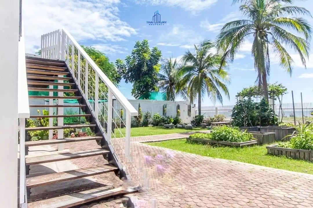 Relaxed Beachfront Villa with Garden, Deck, and Stunning Ocean Views in Hua Hin