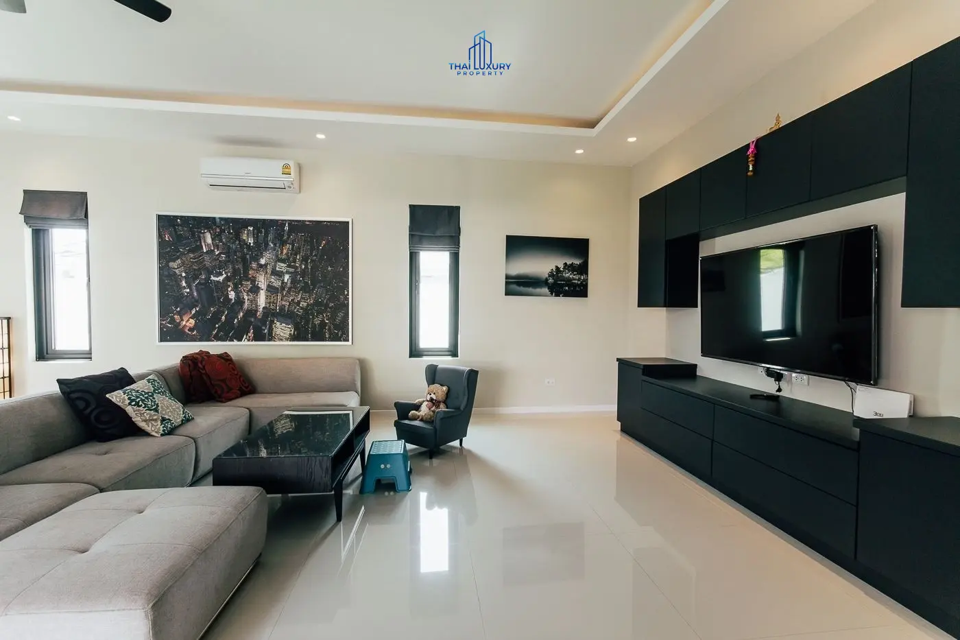 Spacious Single-Story Villa with Pool and Tropical Garden in Cha-Am