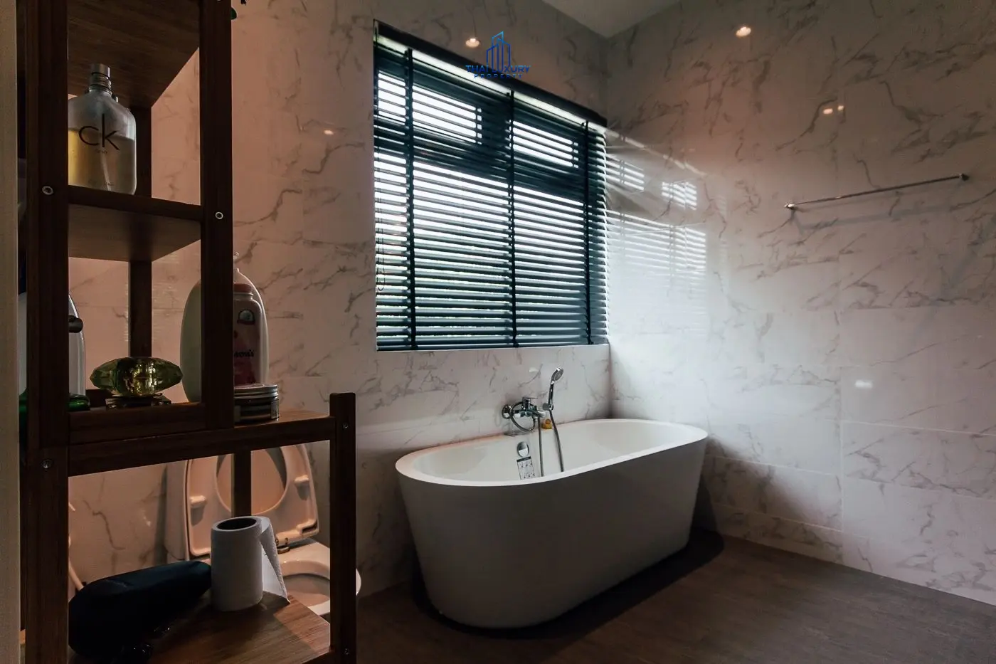 Spacious Single-Story Villa with Pool and Tropical Garden in Cha-Am