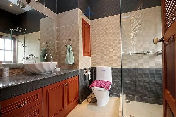 Spacious 4-Bedroom Mediterranean Villa with Pool in Nong Kae, Hua Hin