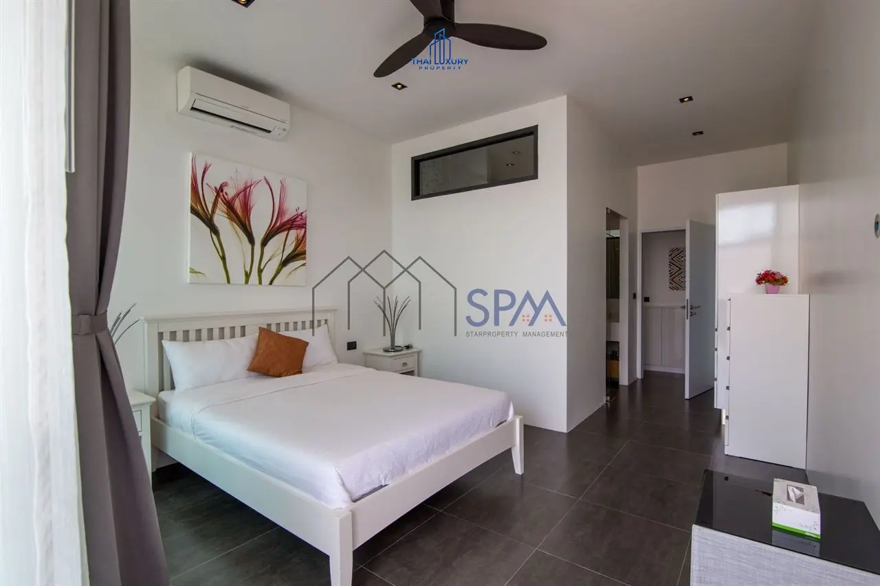 Spacious Modern 4-Bedroom House with Pool and Outdoor Living in Cha-Am
