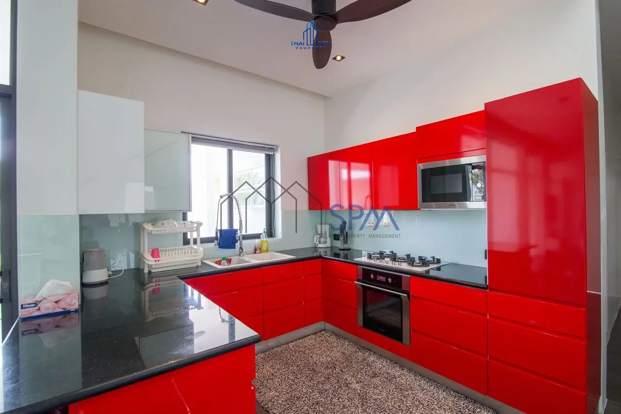 Spacious Modern 4-Bedroom House with Pool and Outdoor Living in Cha-Am