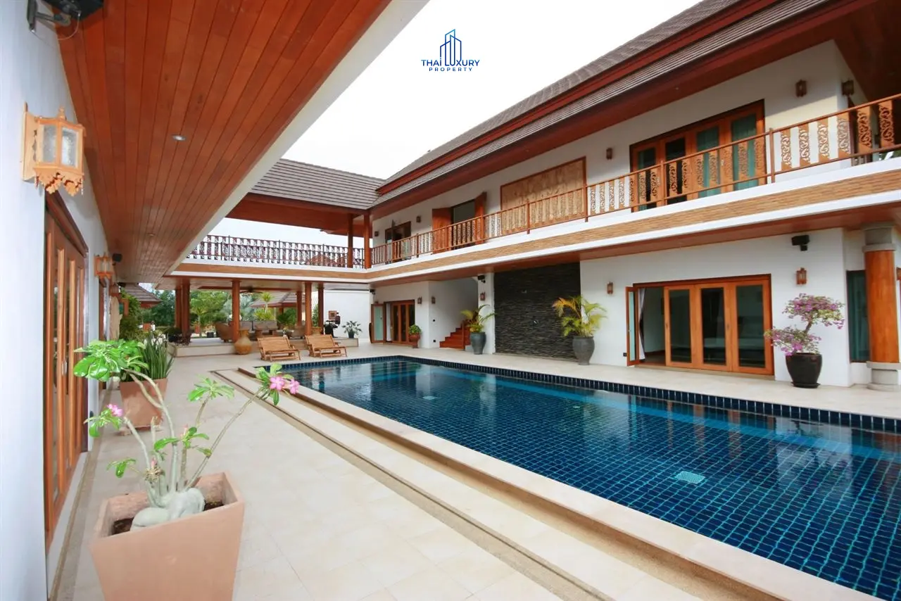 Spacious 4-Bedroom Villa with Central Pool & Tropical Garden in Cha-Am