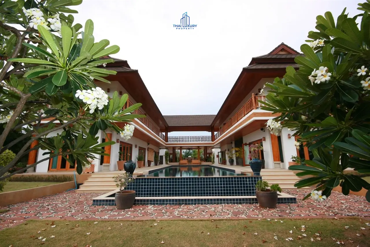Spacious 4-Bedroom Villa with Central Pool & Tropical Garden in Cha-Am