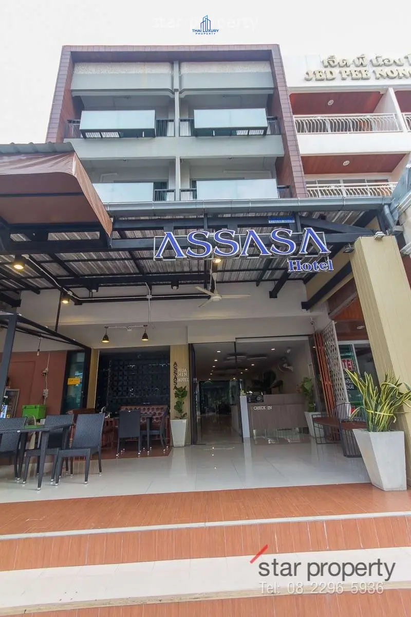 Spacious Mixed-Use Building with 23 Units and Pool in Hua Hin