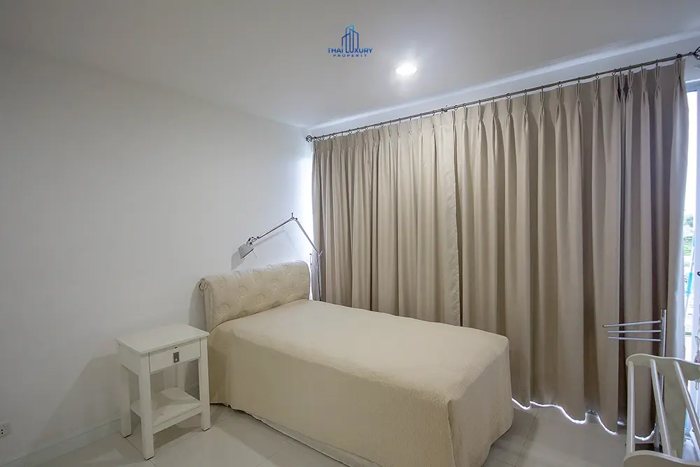 คอนโด 3 ห้องนอนกว้างขวางพร้อมระเบียงขนาดใหญ่และวิวทิวทัศน์ในหนองแก หัวหิน