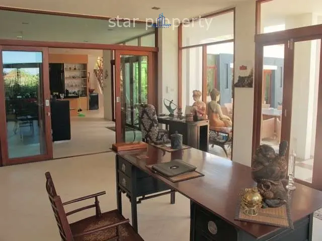 บ้านหลังใหญ่ 3 ห้องนอนพร้อมสระว่ายน้ำในย่านเงียบสงบของหัวหิน