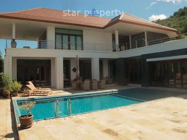 บ้านหลังใหญ่ 3 ห้องนอนพร้อมสระว่ายน้ำในย่านเงียบสงบของหัวหิน