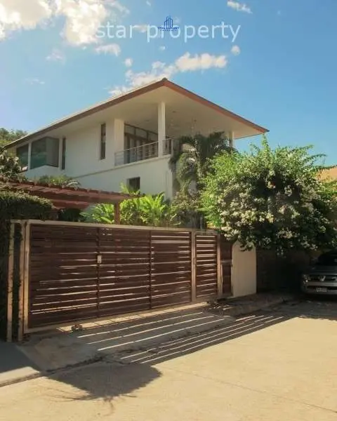 บ้านหลังใหญ่ 3 ห้องนอนพร้อมสระว่ายน้ำในย่านเงียบสงบของหัวหิน