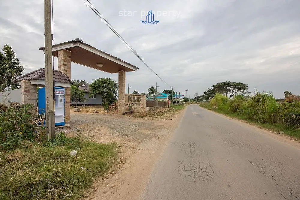 บ้านชั้นเดียวกว้างขวางบนที่ดิน 4,800 ตร.ม. พร้อมสวนร่มรื่นในหนองแก หัวหิน