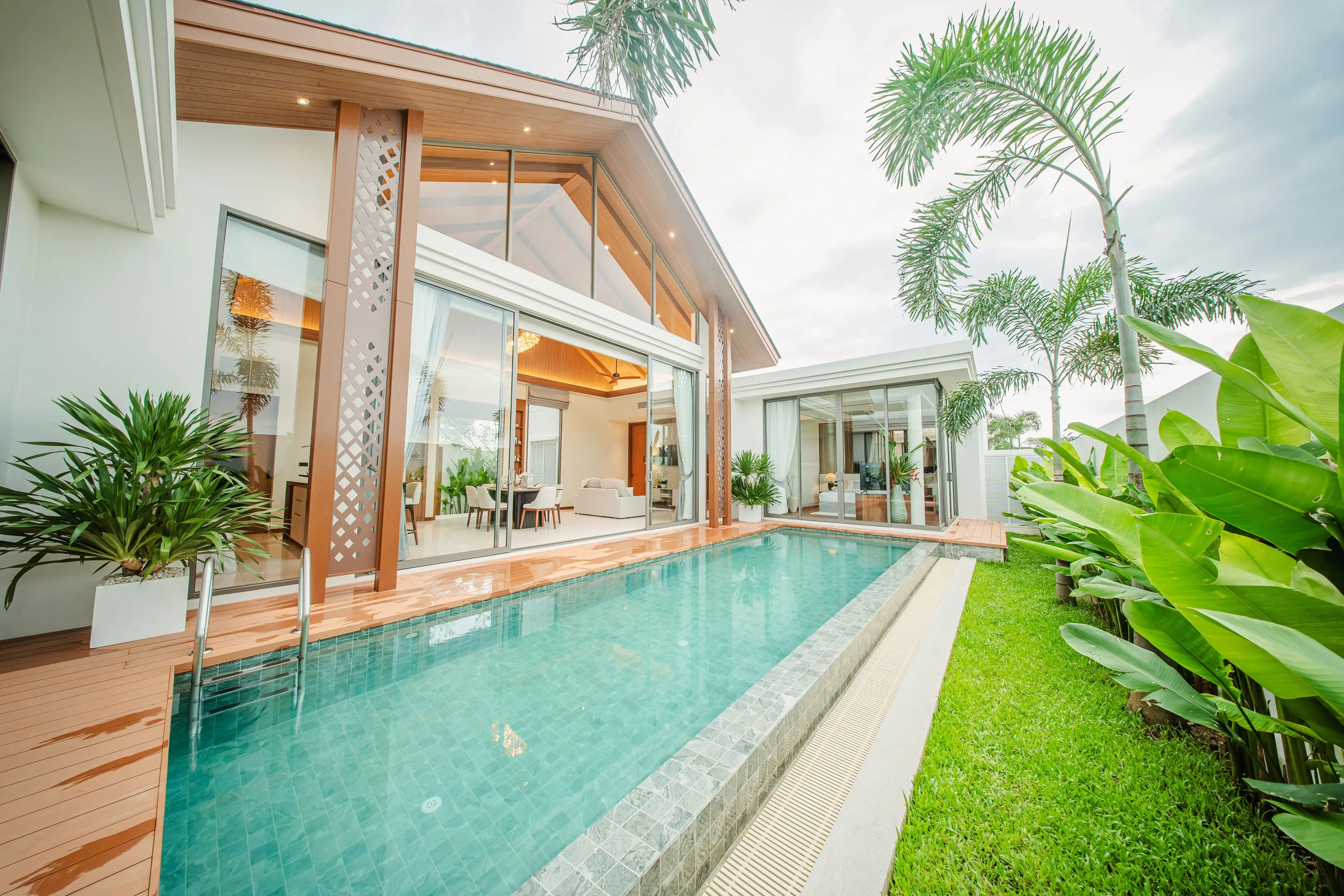 THE OZONE RESIDENCE