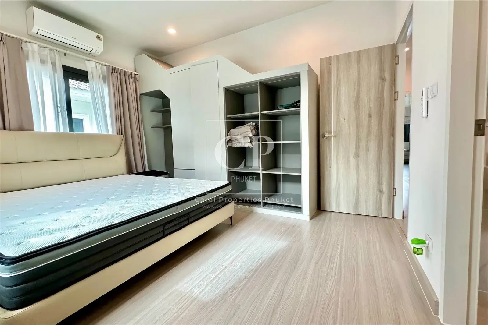 บ้าน 4 ห้องนอนที่เพิ่งสร้างเสร็จใหม่ในเกาะแก้ว ภูเก็ต ประเทศไทย