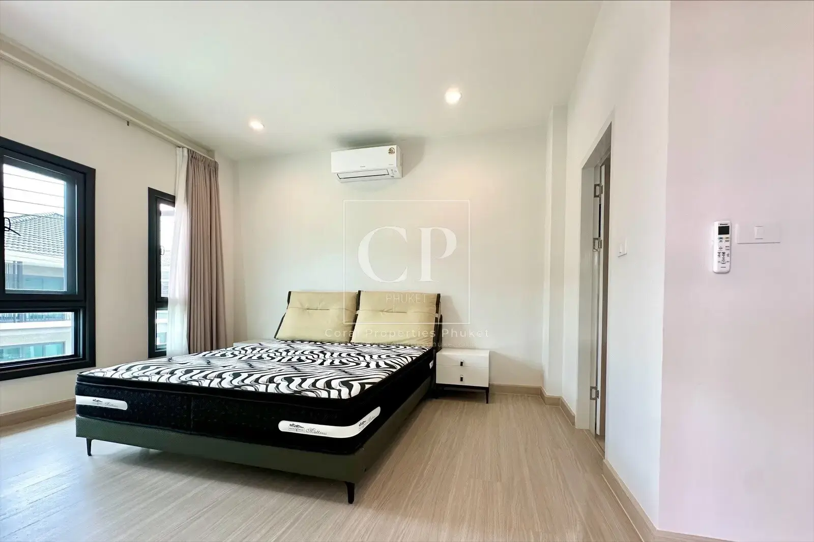 บ้าน 4 ห้องนอนที่เพิ่งสร้างเสร็จใหม่ในเกาะแก้ว ภูเก็ต ประเทศไทย