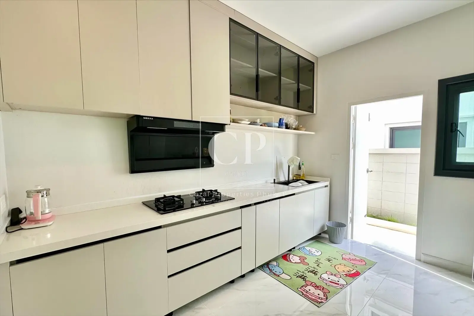 บ้าน 4 ห้องนอนที่เพิ่งสร้างเสร็จใหม่ในเกาะแก้ว ภูเก็ต ประเทศไทย