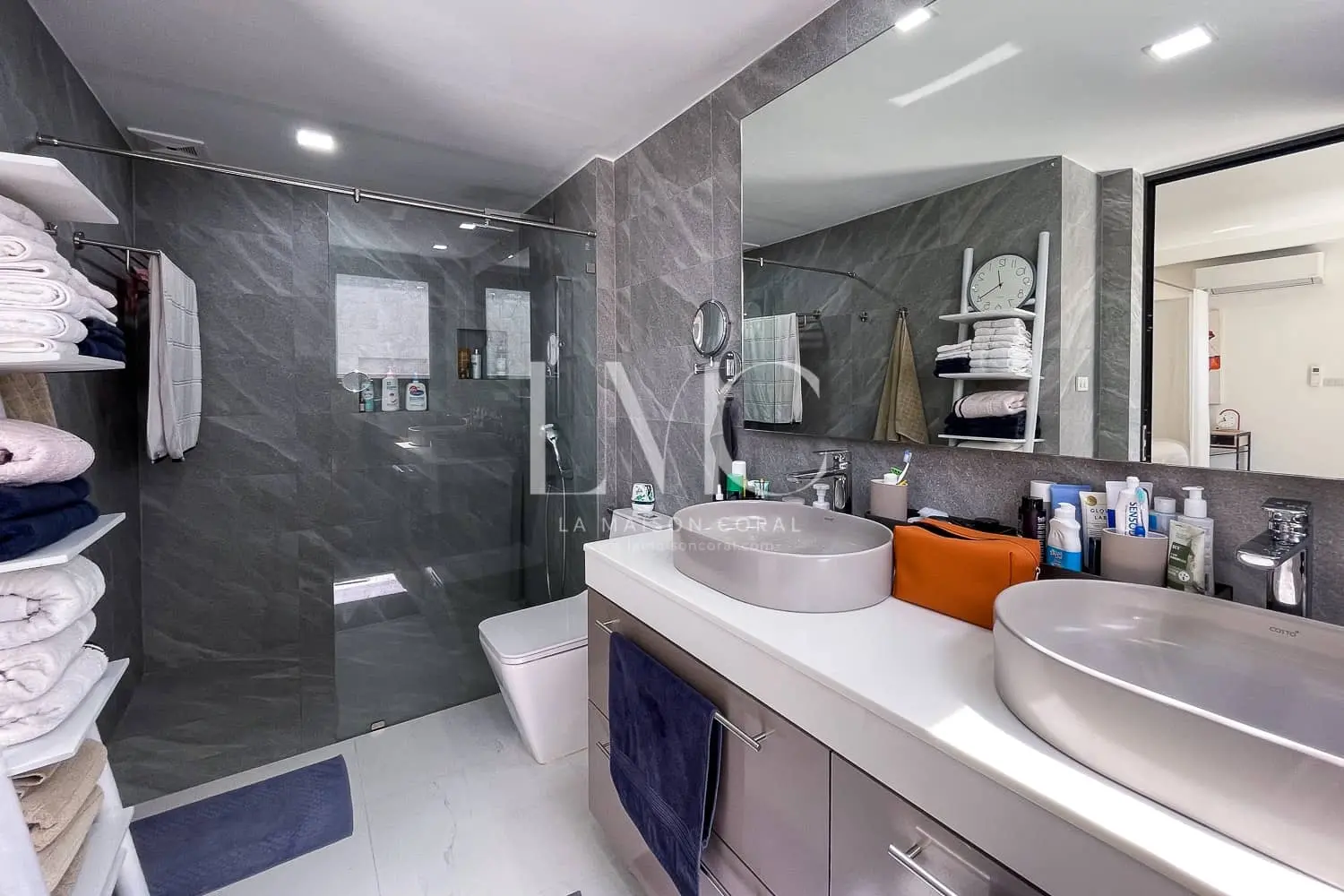 Extraordinary, Spacious 4-Bedroom Pool Villa in Rawai, Phuket, Thailand