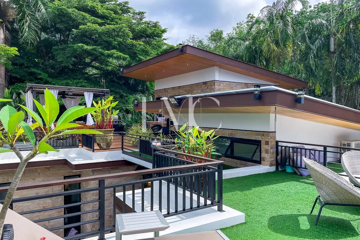 Enchanting, Unique Layout 4 Bedroom Pool Villa in Rawai, Phuket, Thailand