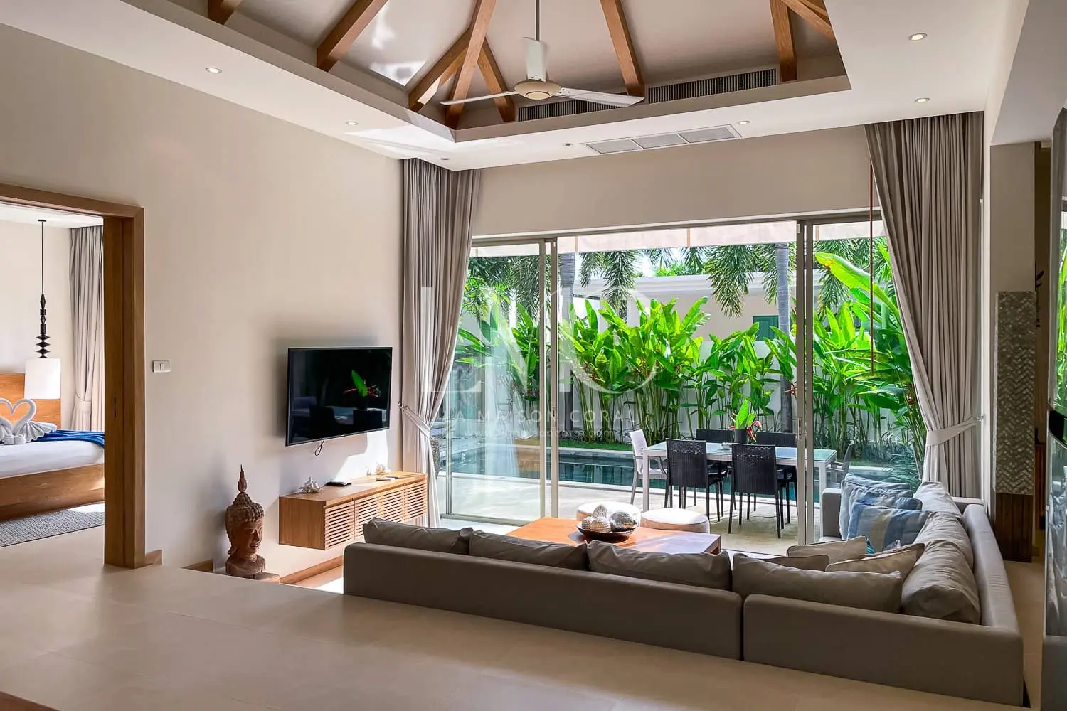 Cozy 3-Bedroom Pool villa in Cherngtalay, Phuket, Thailand