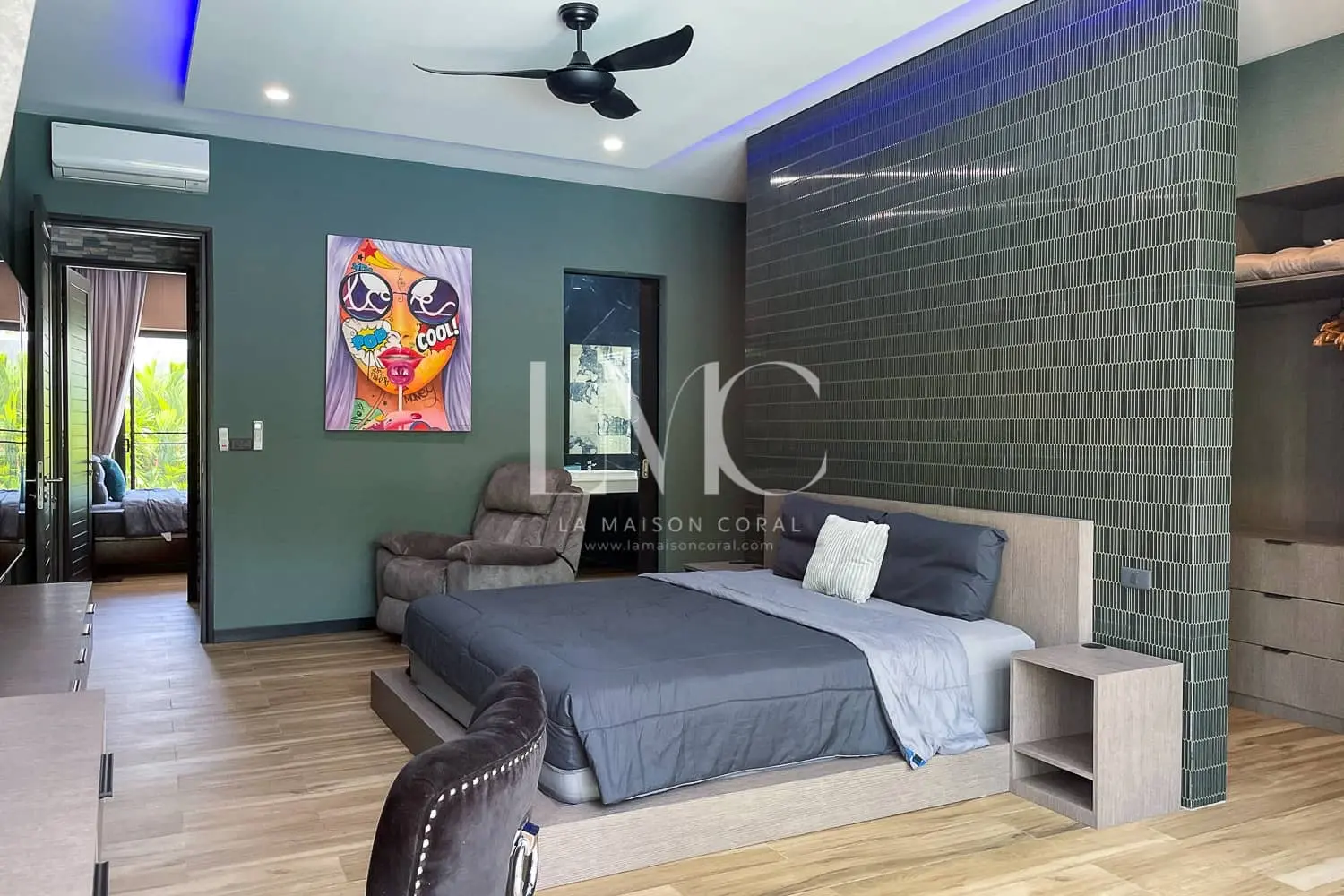 Splendid Stylish 3-Bedroom Pool Villa Located in Rawai, Phuket