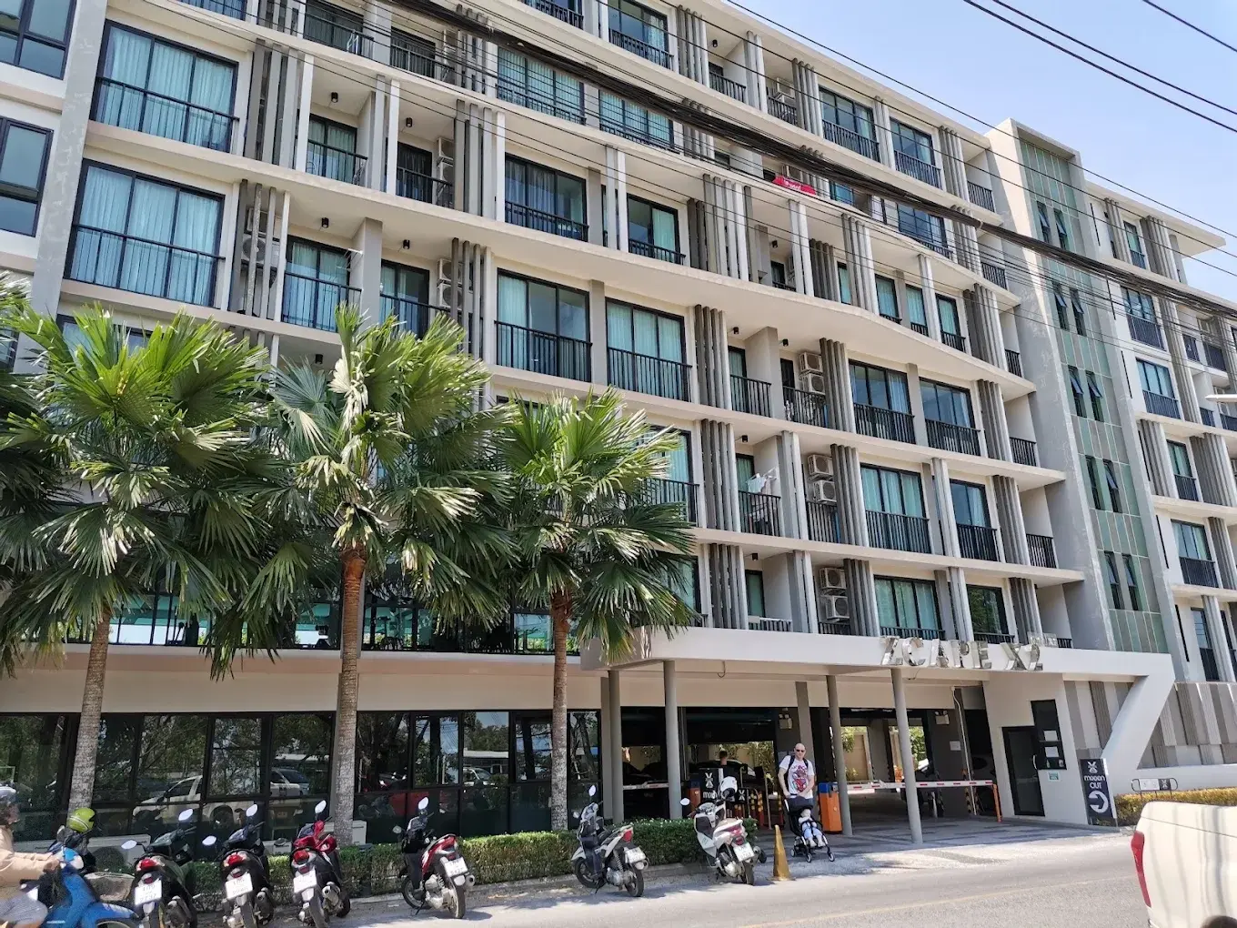 Zcape 2 Condominium