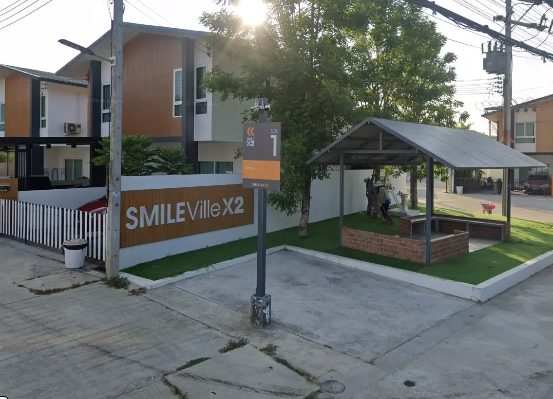 Smileville x2 Bang Jo