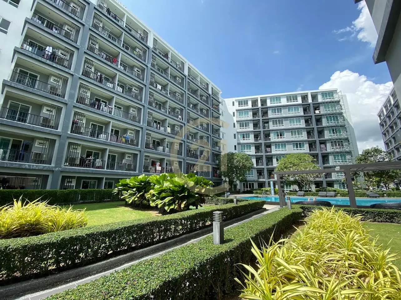 The View Condominium Suanloang