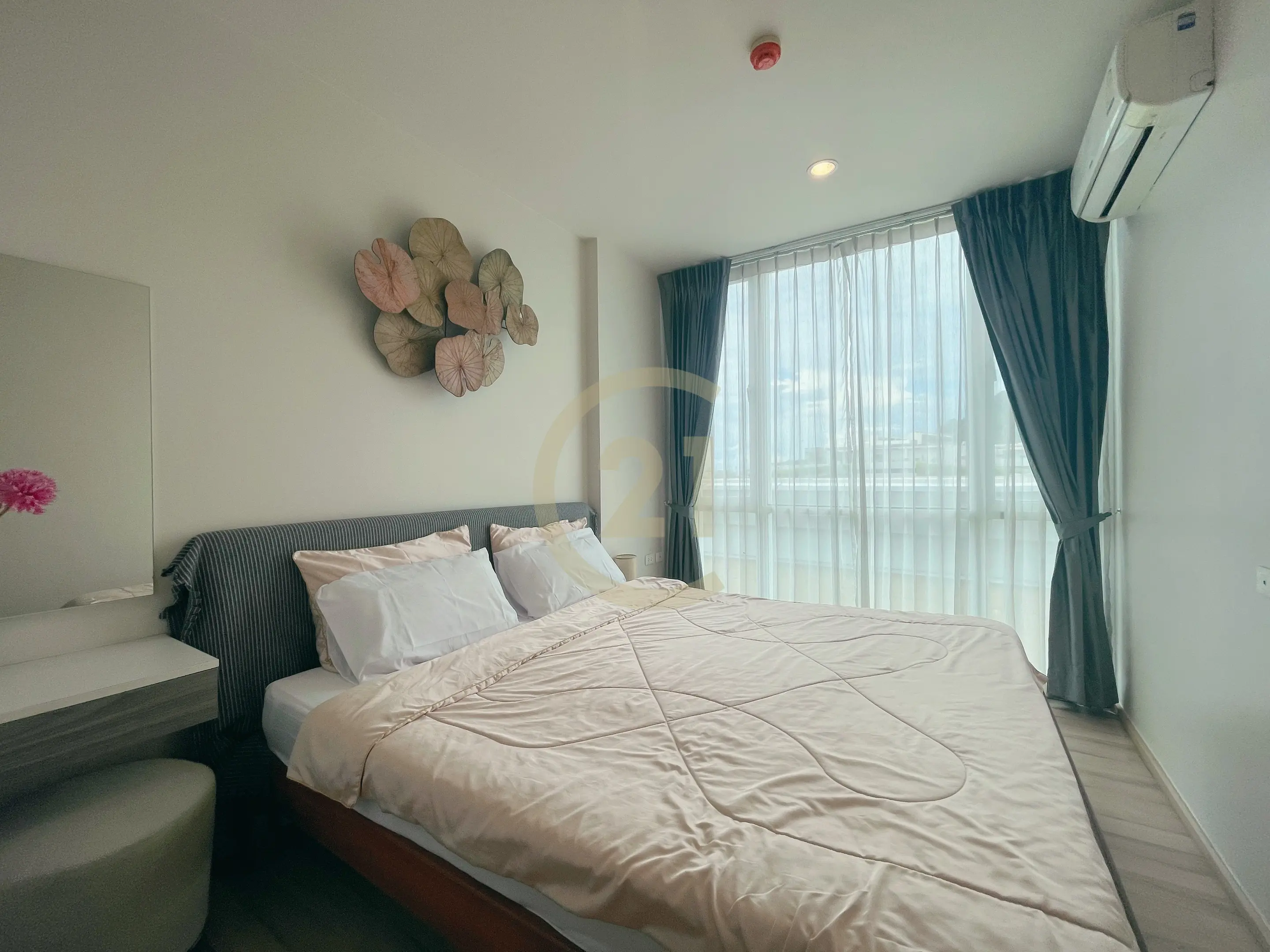 1 Bedroom Condominium for Rent at The Base Downtown
