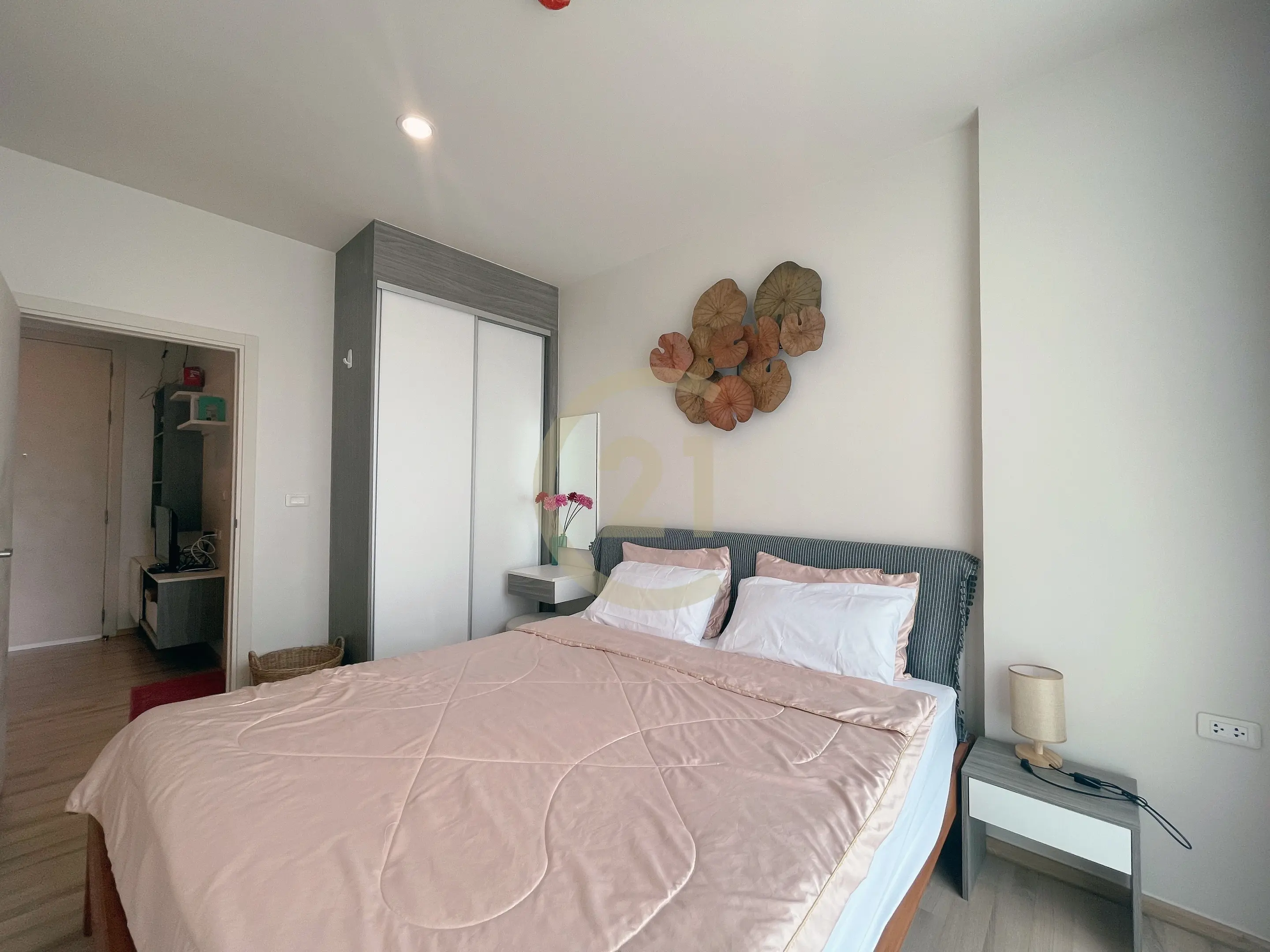 1 Bedroom Condominium for Rent at The Base Downtown