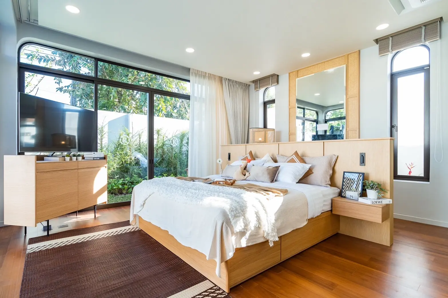 Modern Tropical Escape with Private Pool in Phuket