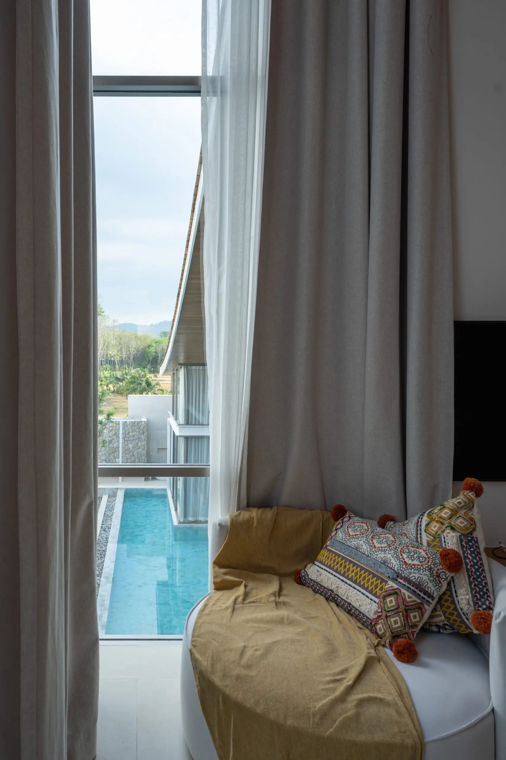 3-5 Bedrooms Elevating Phuket Property Development to New Heights