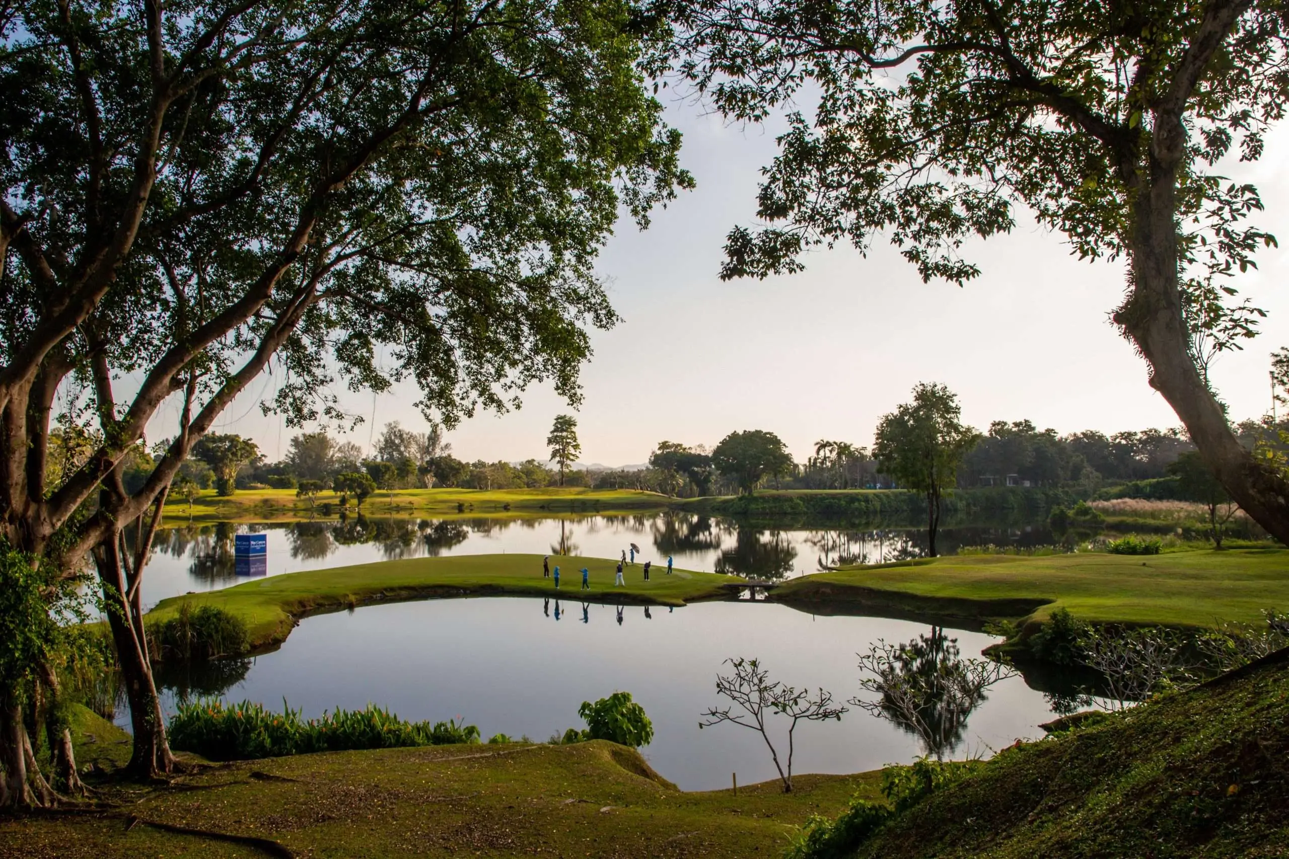 Condo Luxury Living Amidst Nature in a World-Class Golf Community