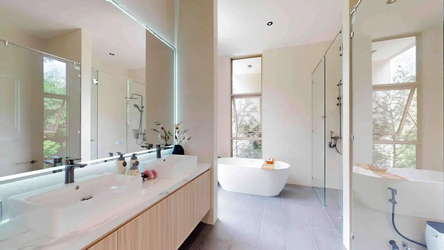 3-4 Bedrooms Luxury Villa 360-Degree Mountain Views in Cherng Talay