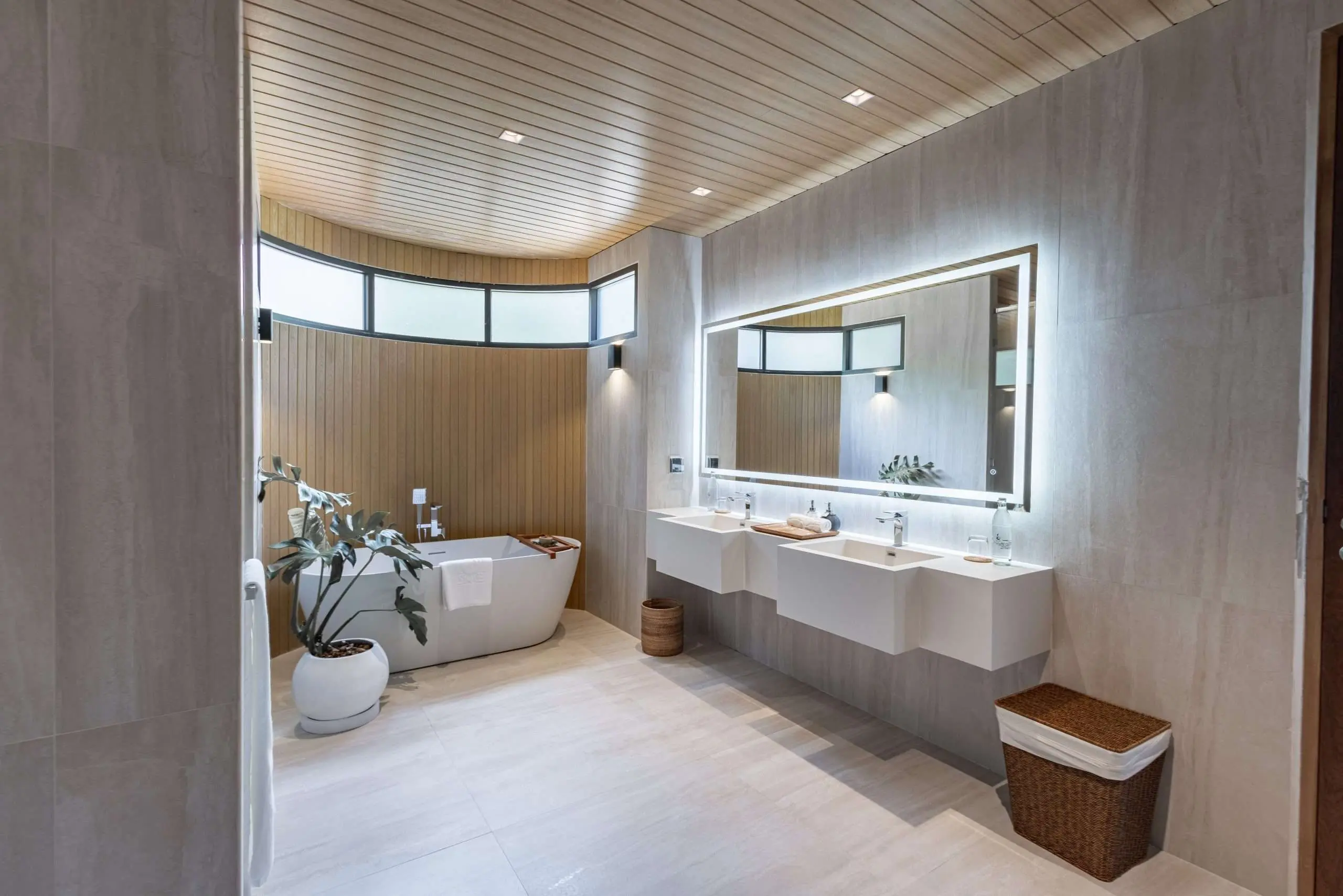Luxury Pool Villas Above the Andaman Sea: Your Private Phuket Retreat
