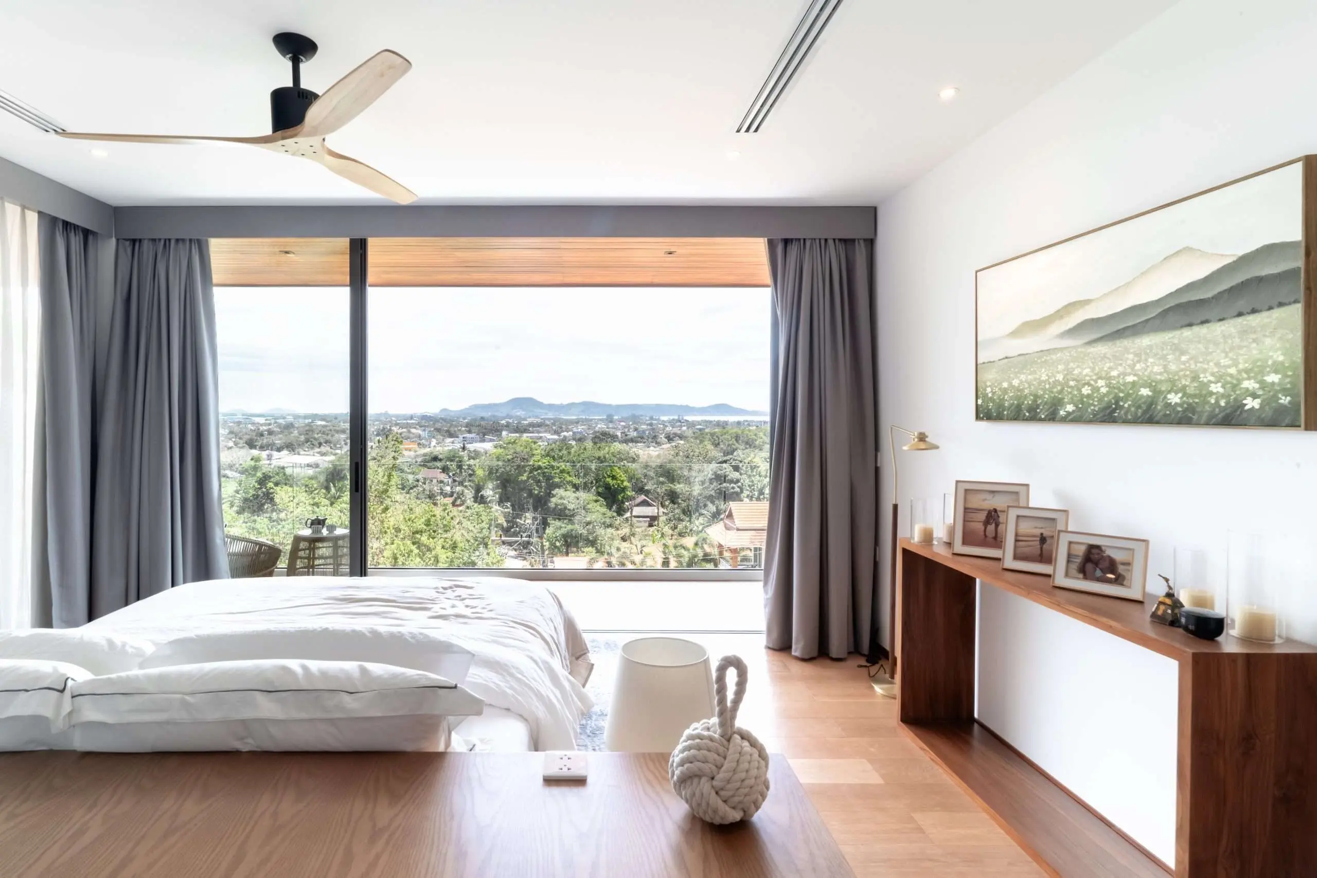 A Harmonious Blend of Luxury and Nature