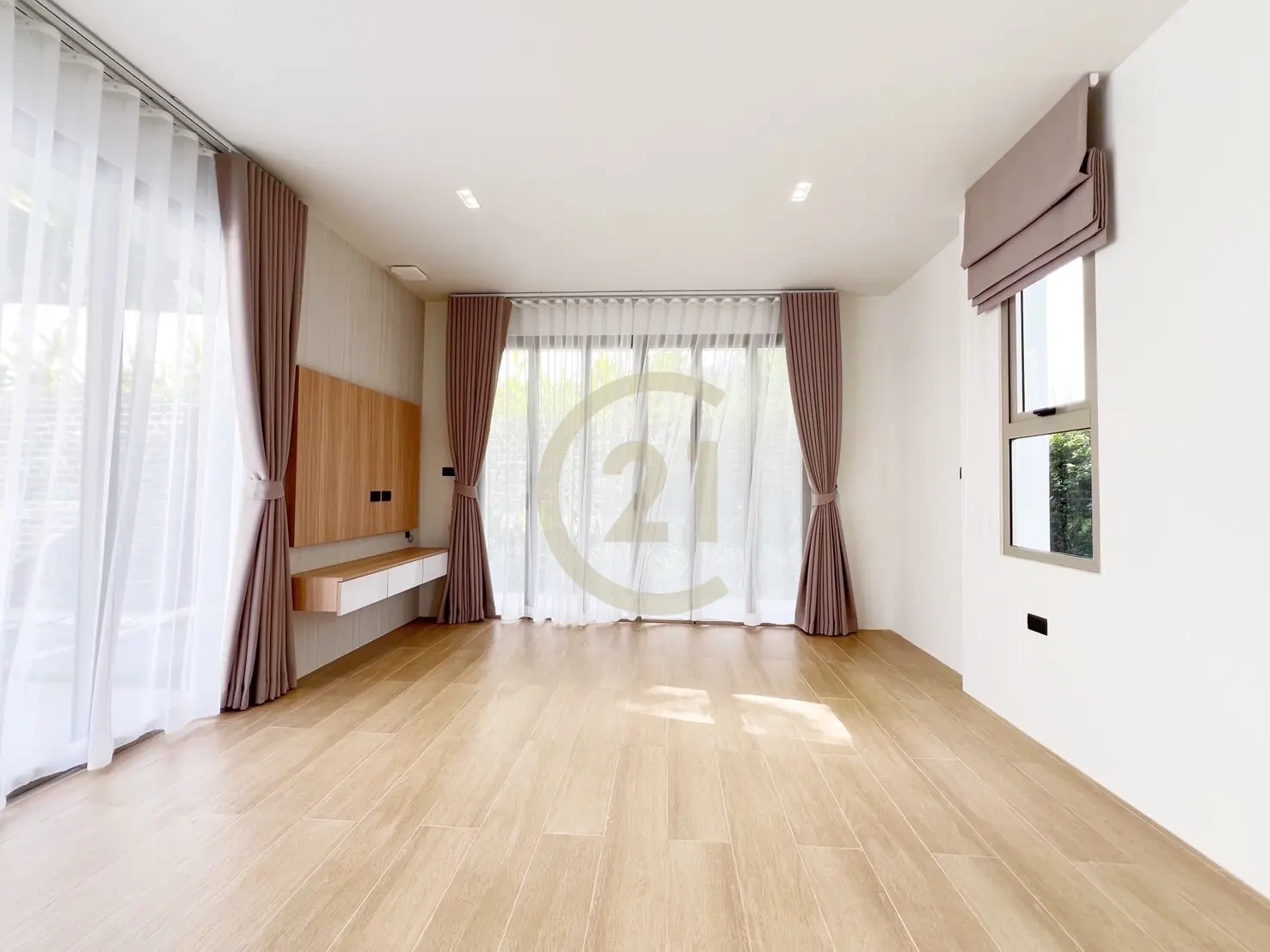 4 Bedrooms Serene Golf Course Retreat in Kathu, Phuket