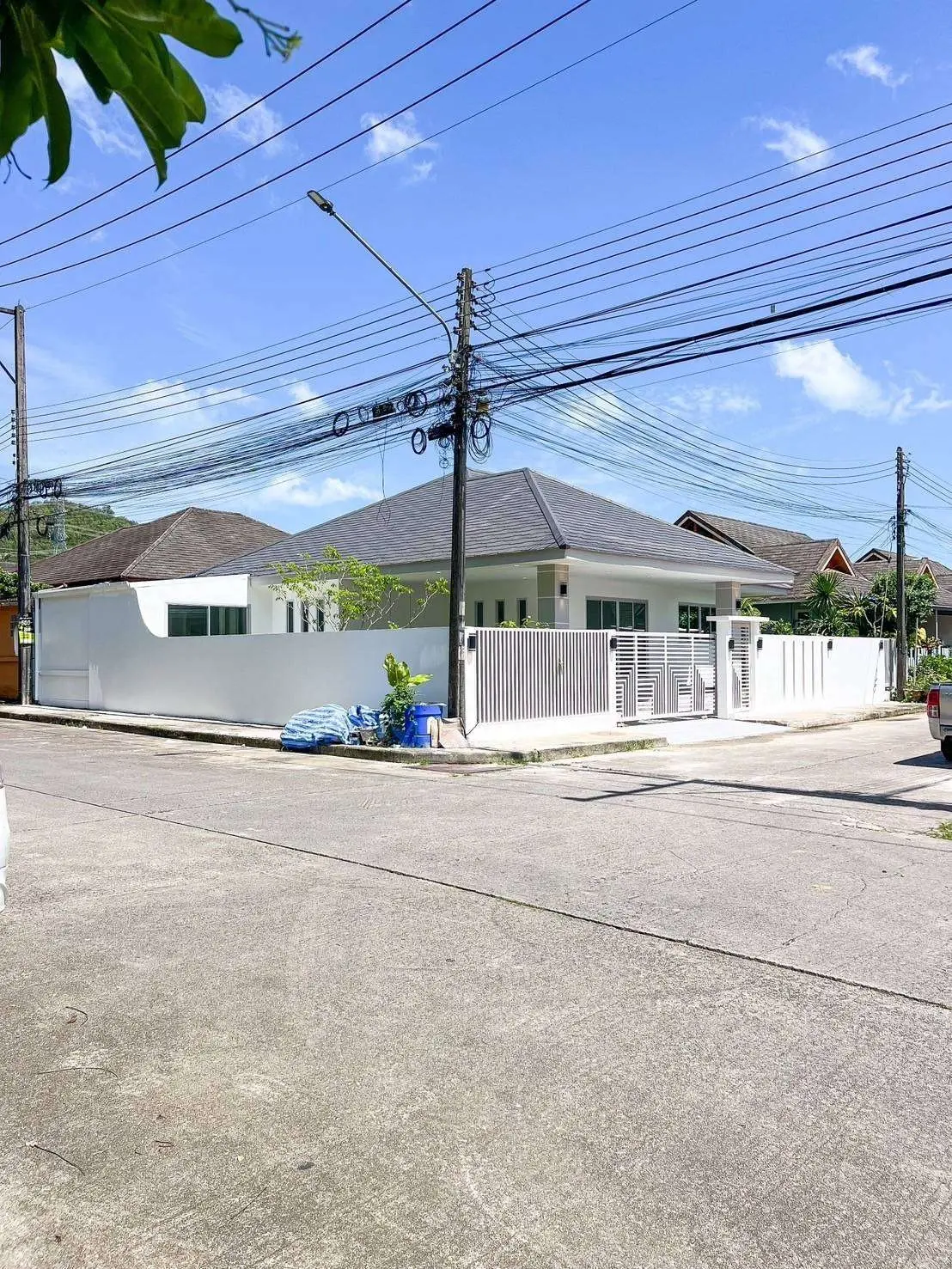 Spacious 3-Bedroom House for Sale in Si Sunthon, Phuket