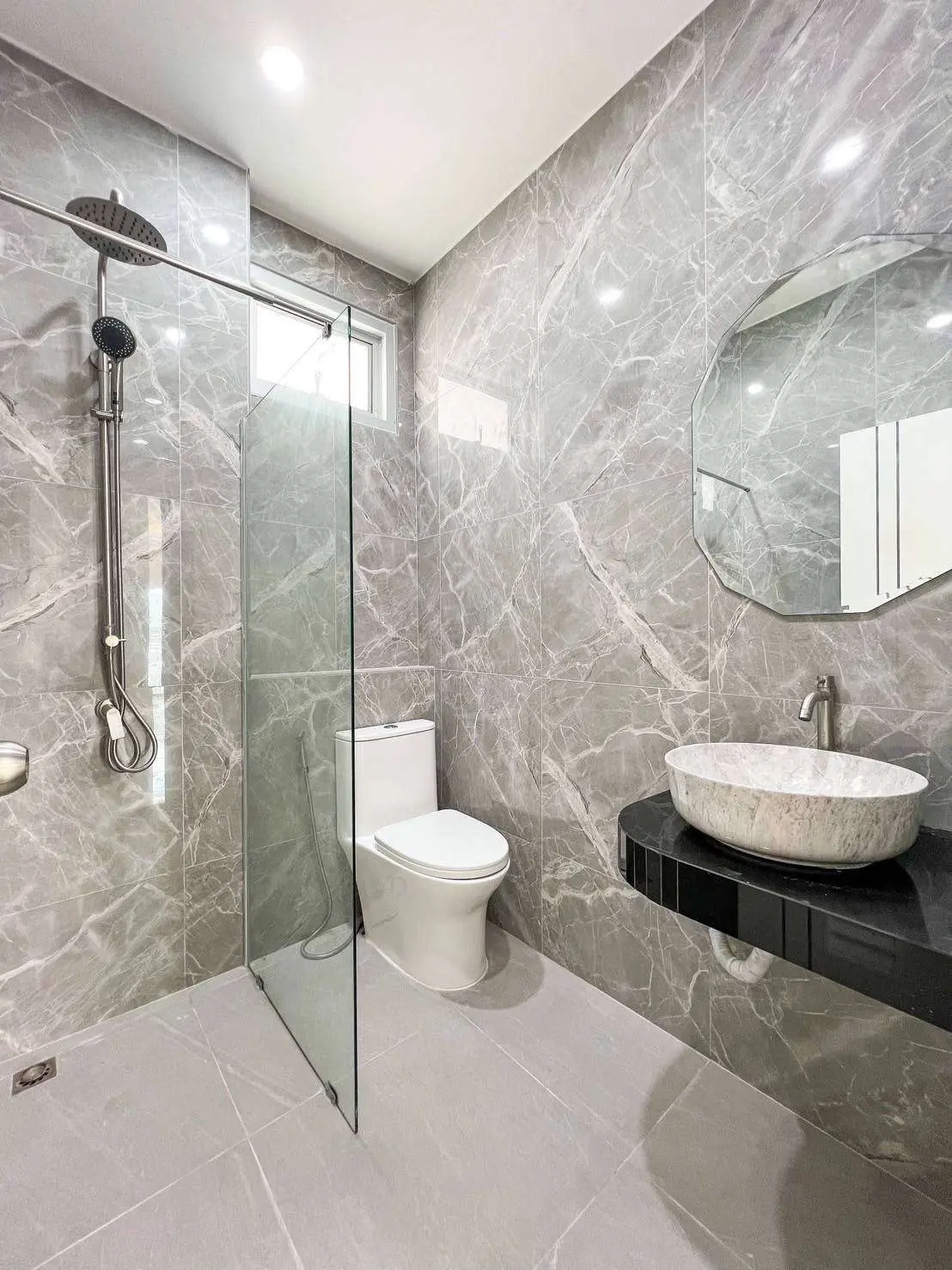 Spacious 3-Bedroom House for Sale in Si Sunthon, Phuket