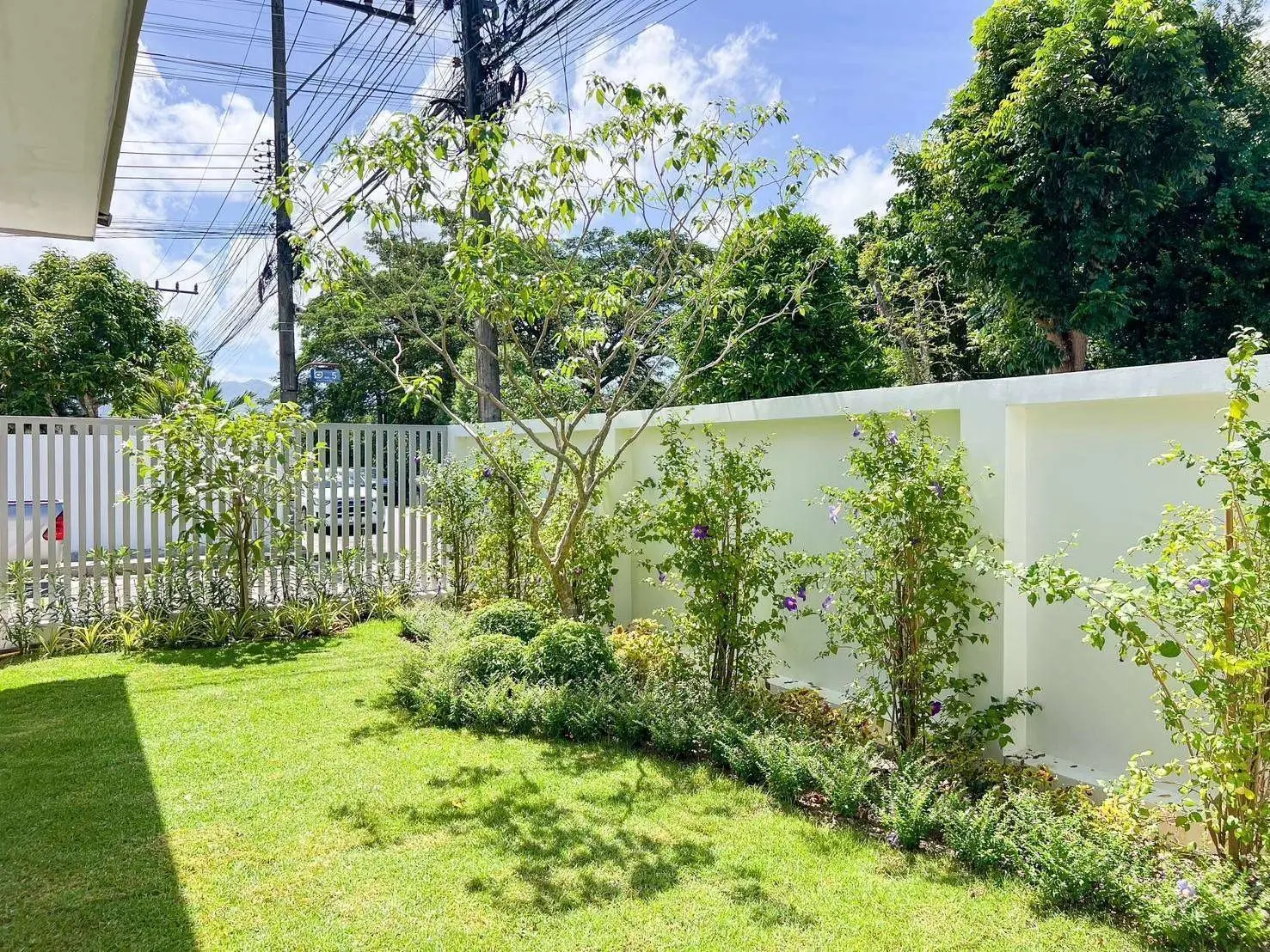 Spacious 3-Bedroom House for Sale in Si Sunthon, Phuket