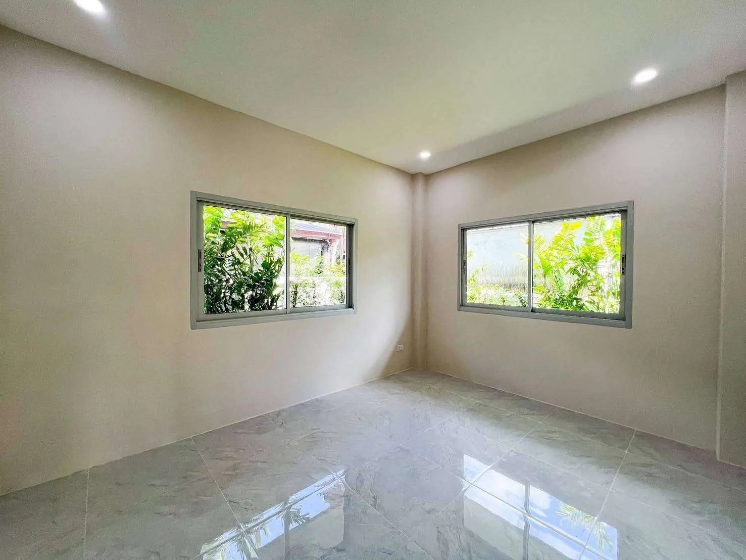 Spacious 3-Bedroom House for Sale in Si Sunthon, Phuket