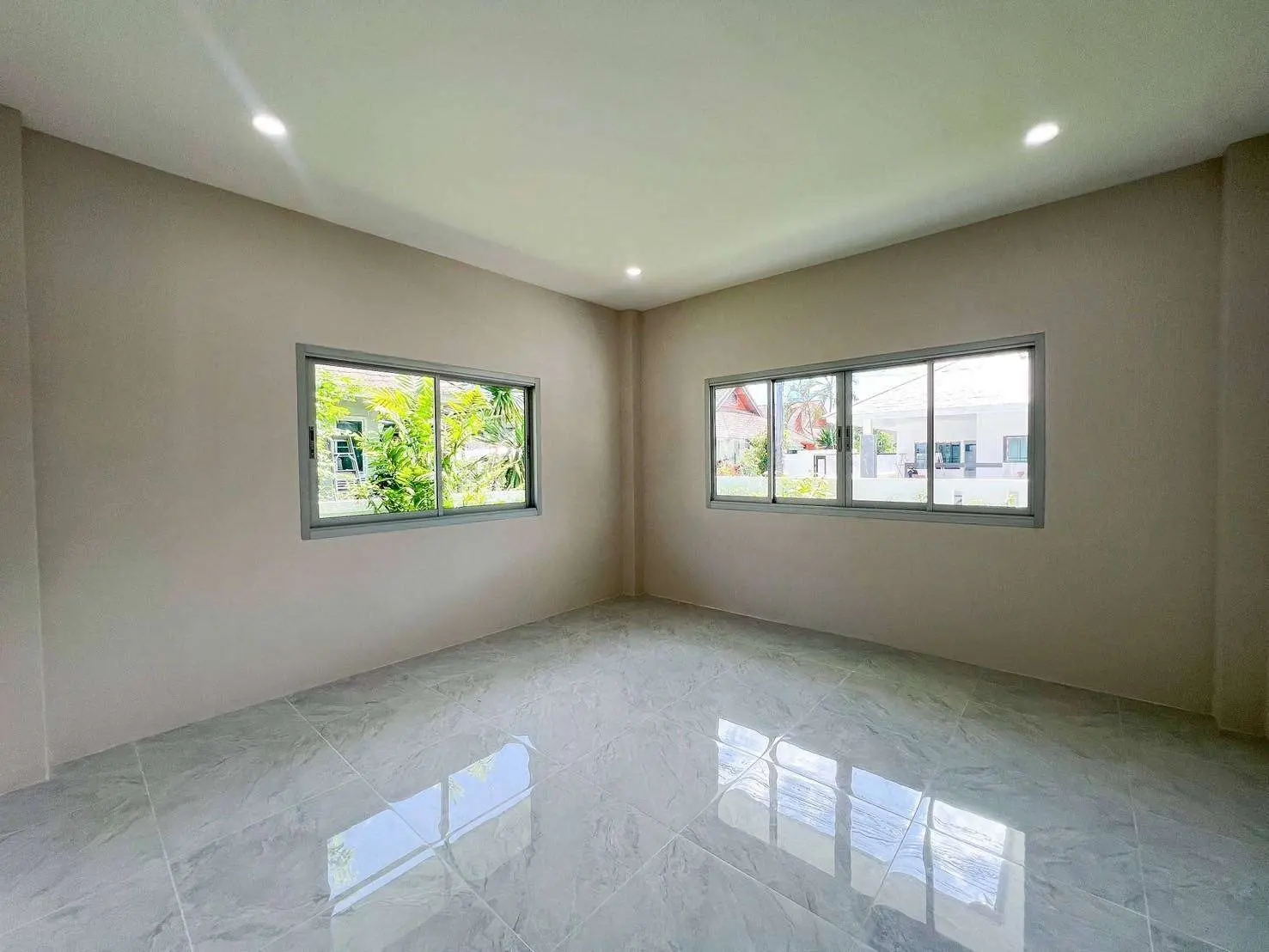 Spacious 3-Bedroom House for Sale in Si Sunthon, Phuket