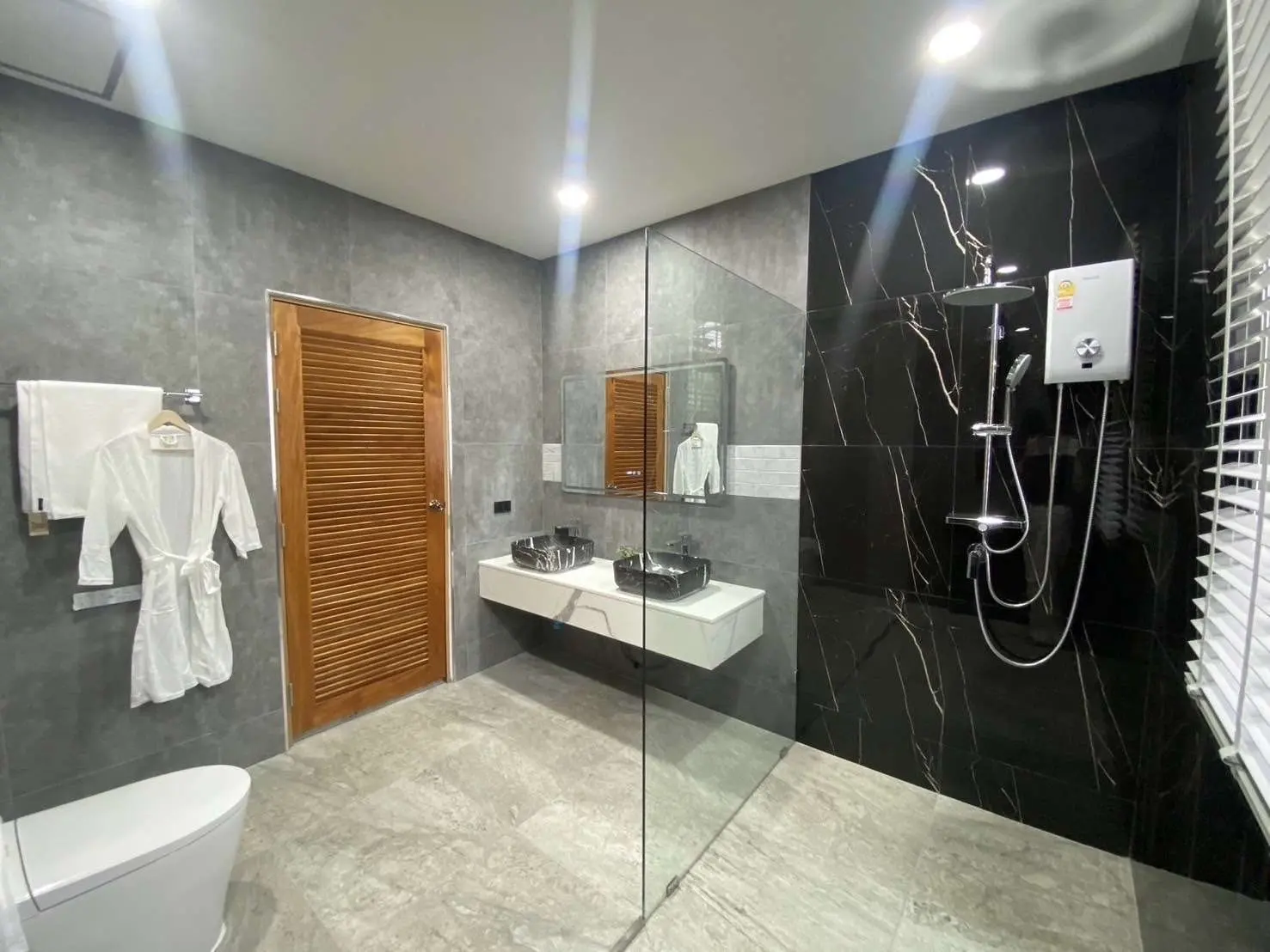 3Bedrooms Modern Pool Villa Living in Serene Kathu