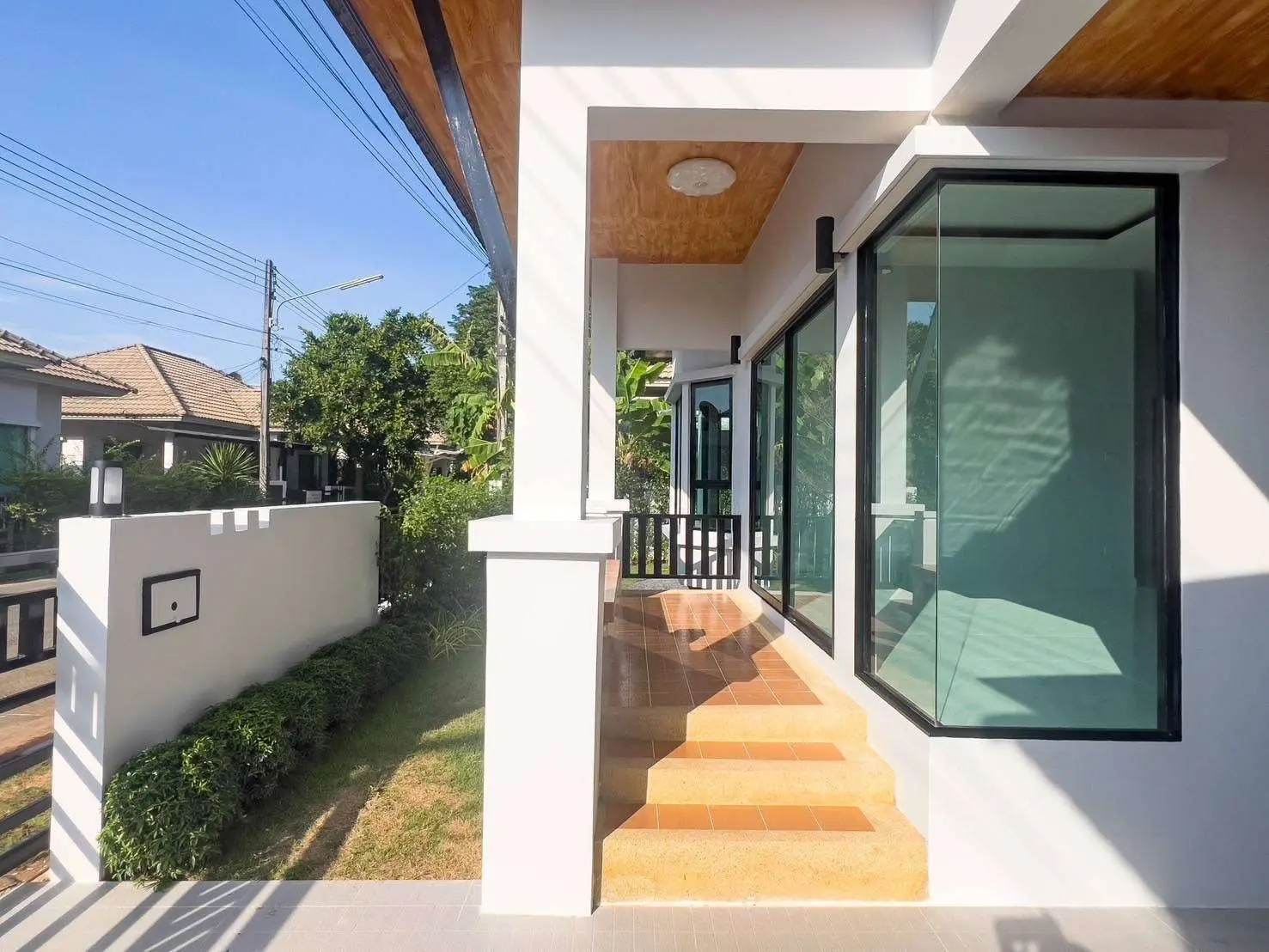Modern 3-Bedroom Villa in Si Sunthon – Prime Location &amp; Spacious Living
