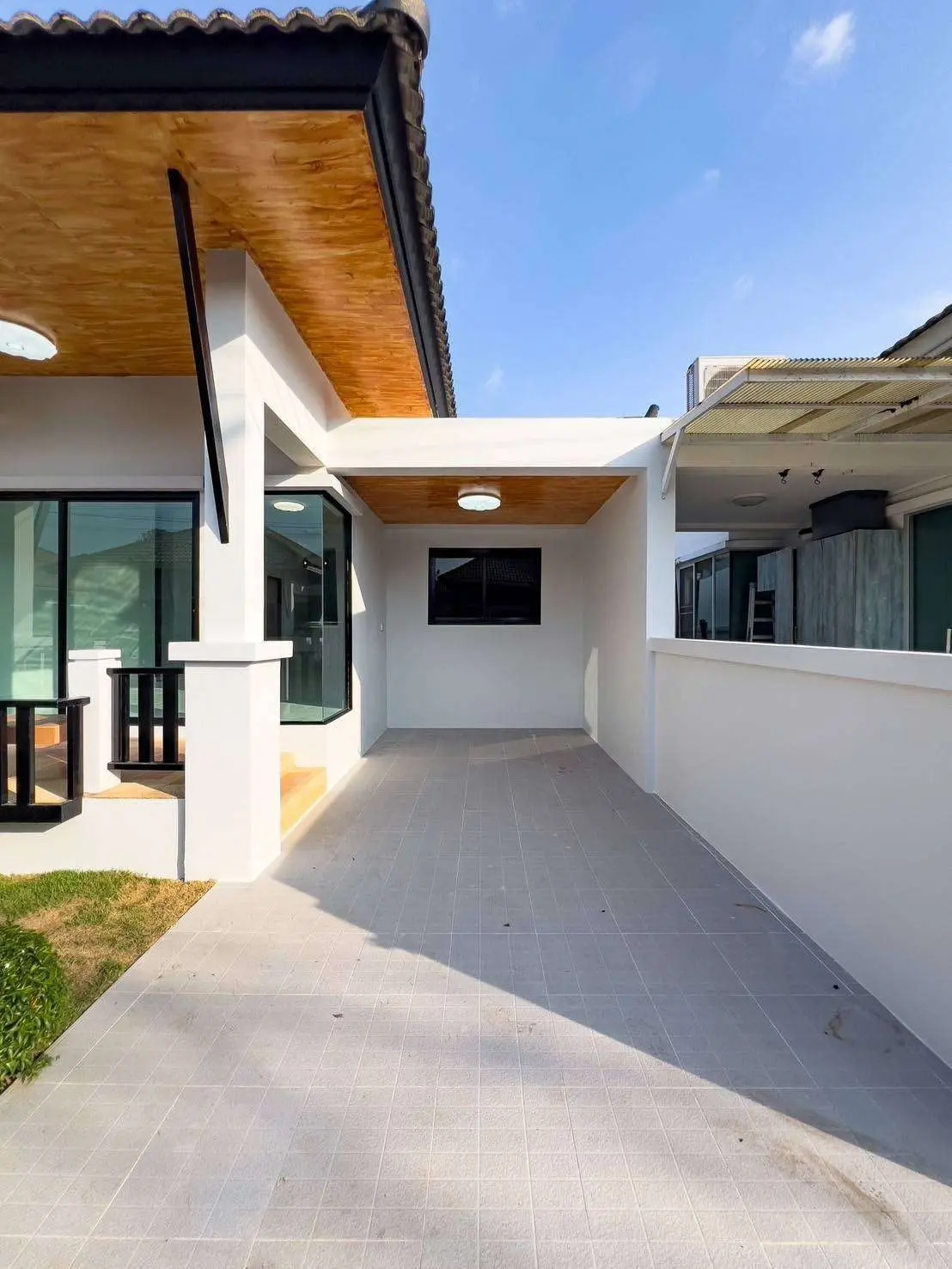 Modern 3-Bedroom Villa in Si Sunthon – Prime Location &amp; Spacious Living