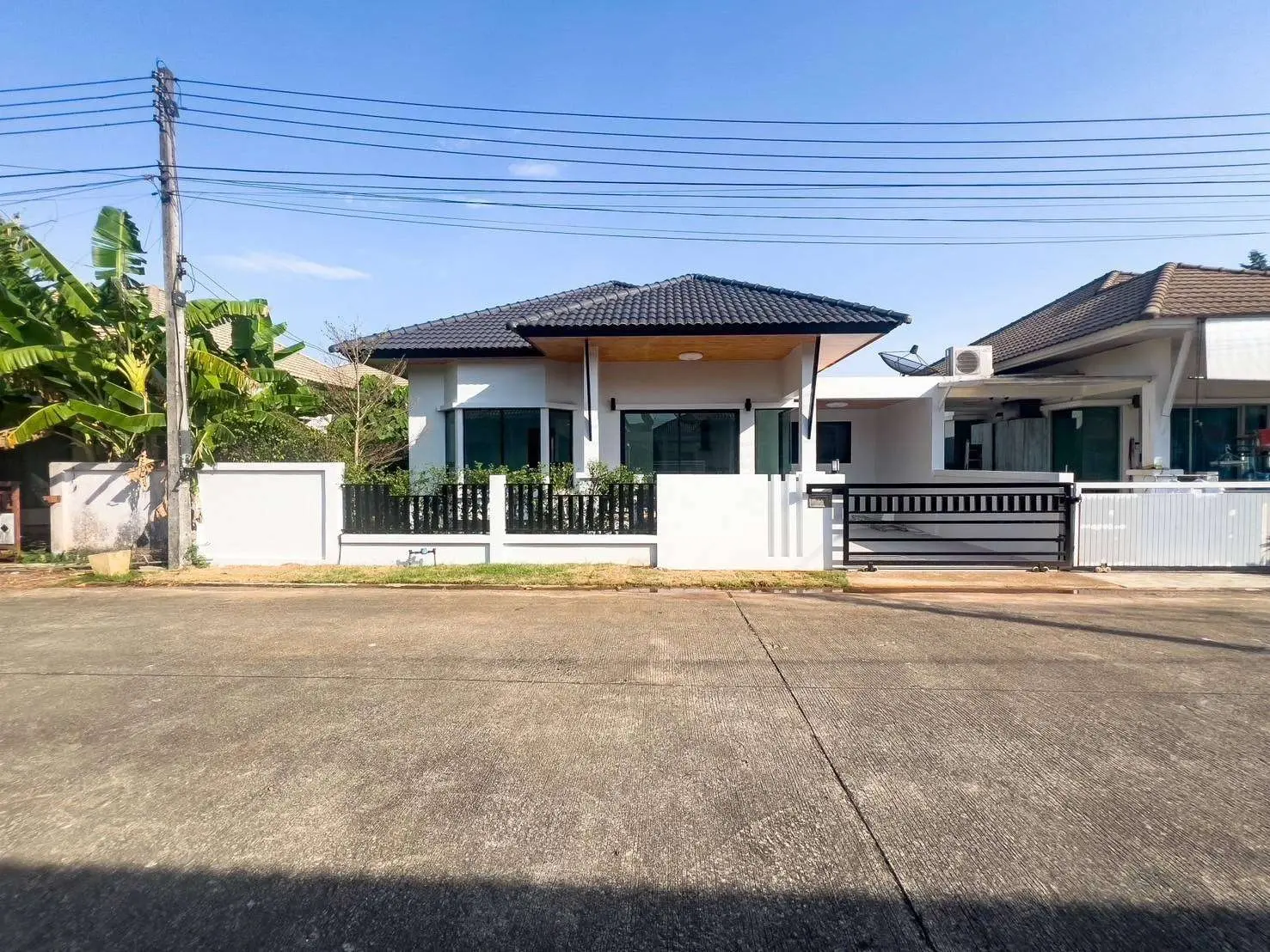 Modern 3-Bedroom Villa in Si Sunthon – Prime Location &amp; Spacious Living