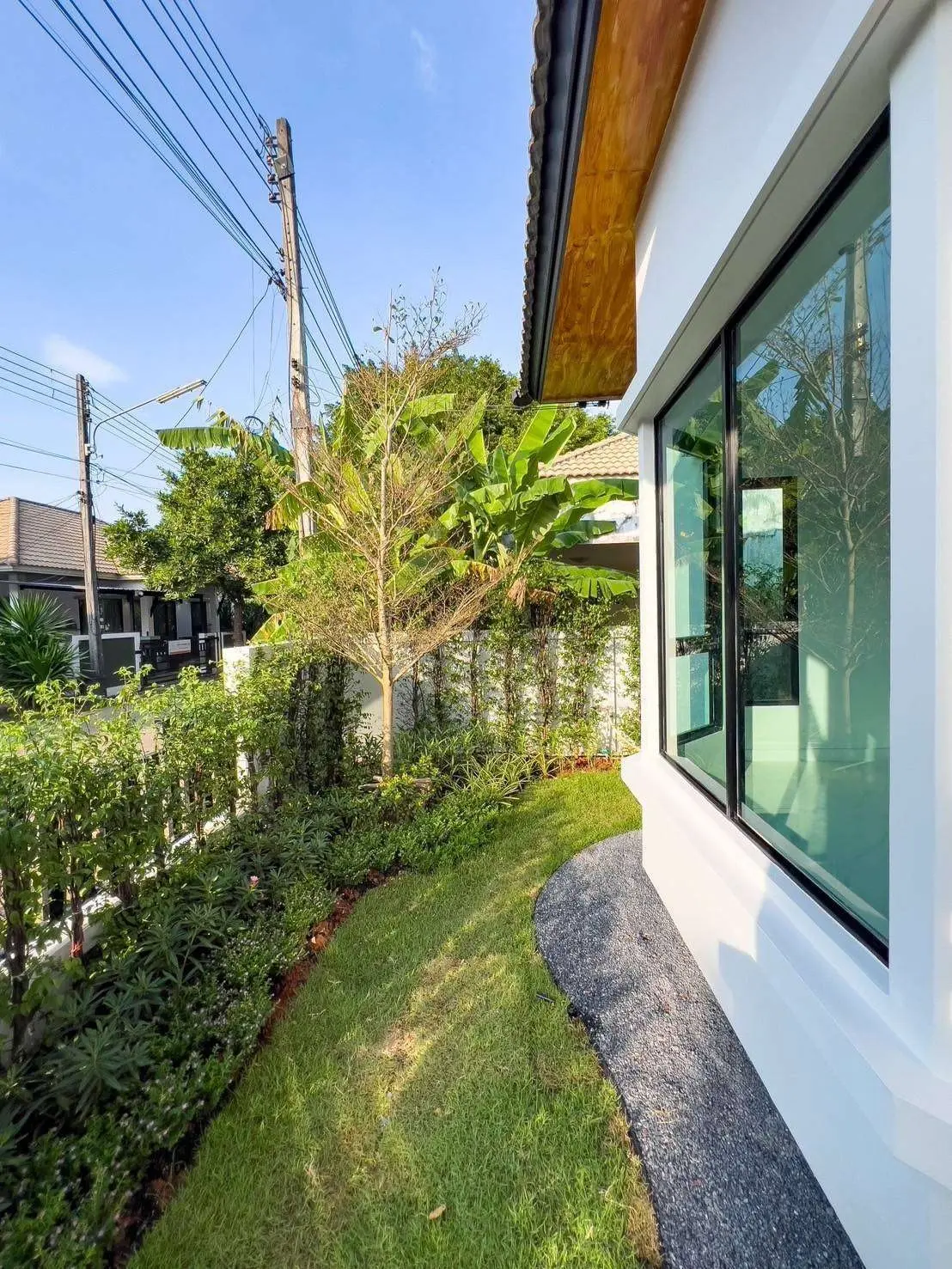 Modern 3-Bedroom Villa in Si Sunthon – Prime Location &amp; Spacious Living