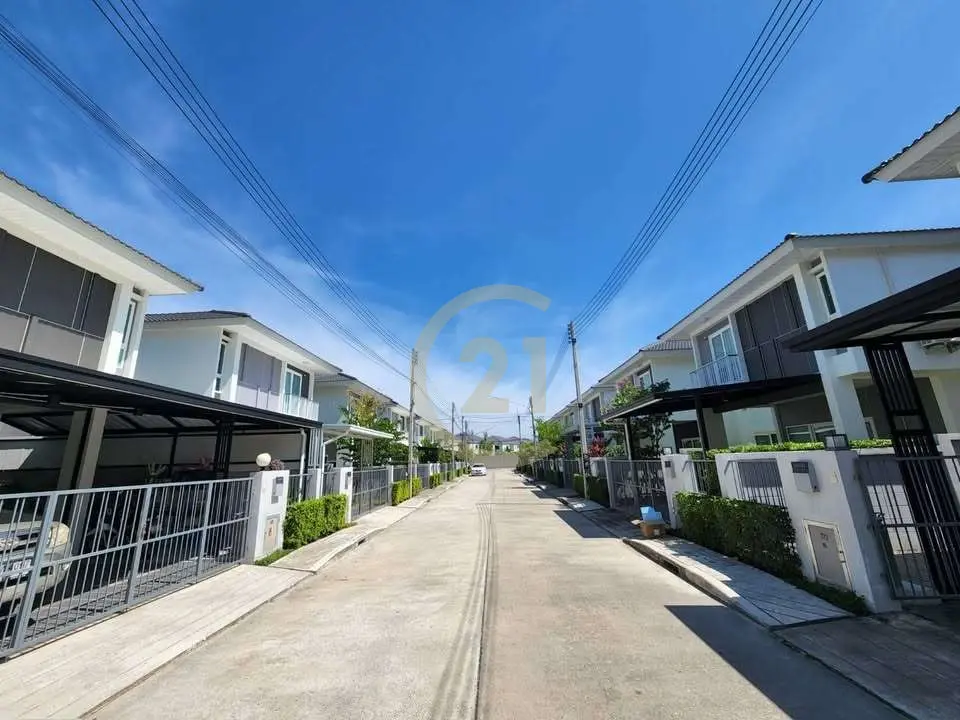 3 Bedrooms House for Rent in Supalai Lake View, Koh Kaew
