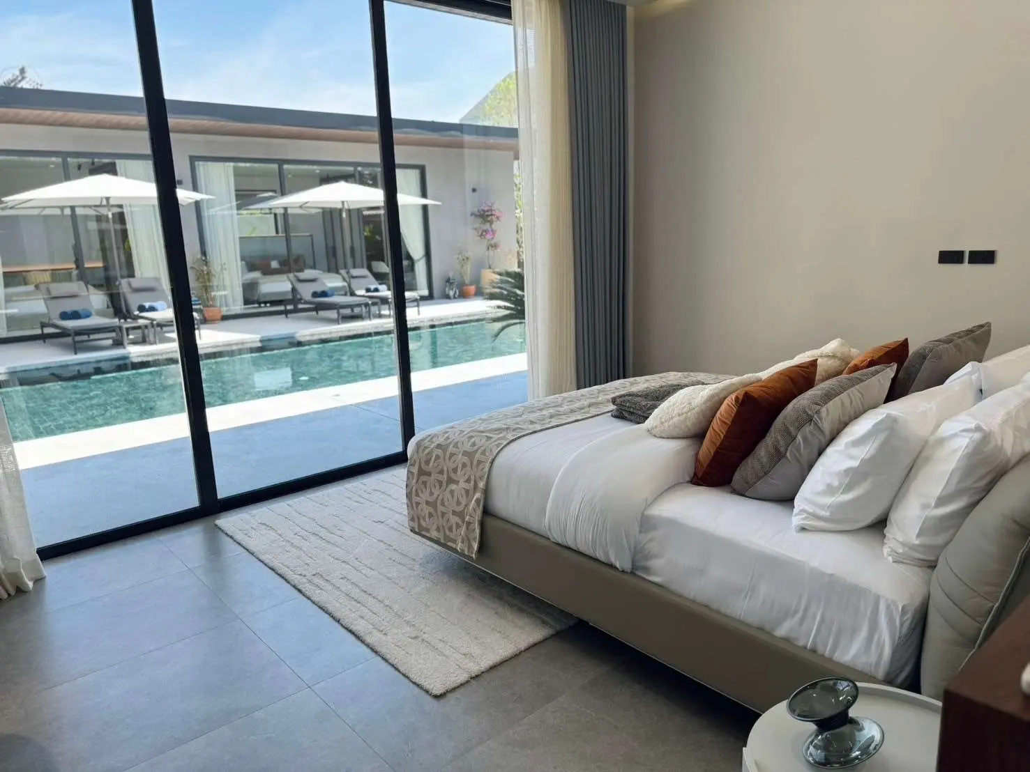 Modern Elegance Meets Tranquil Living