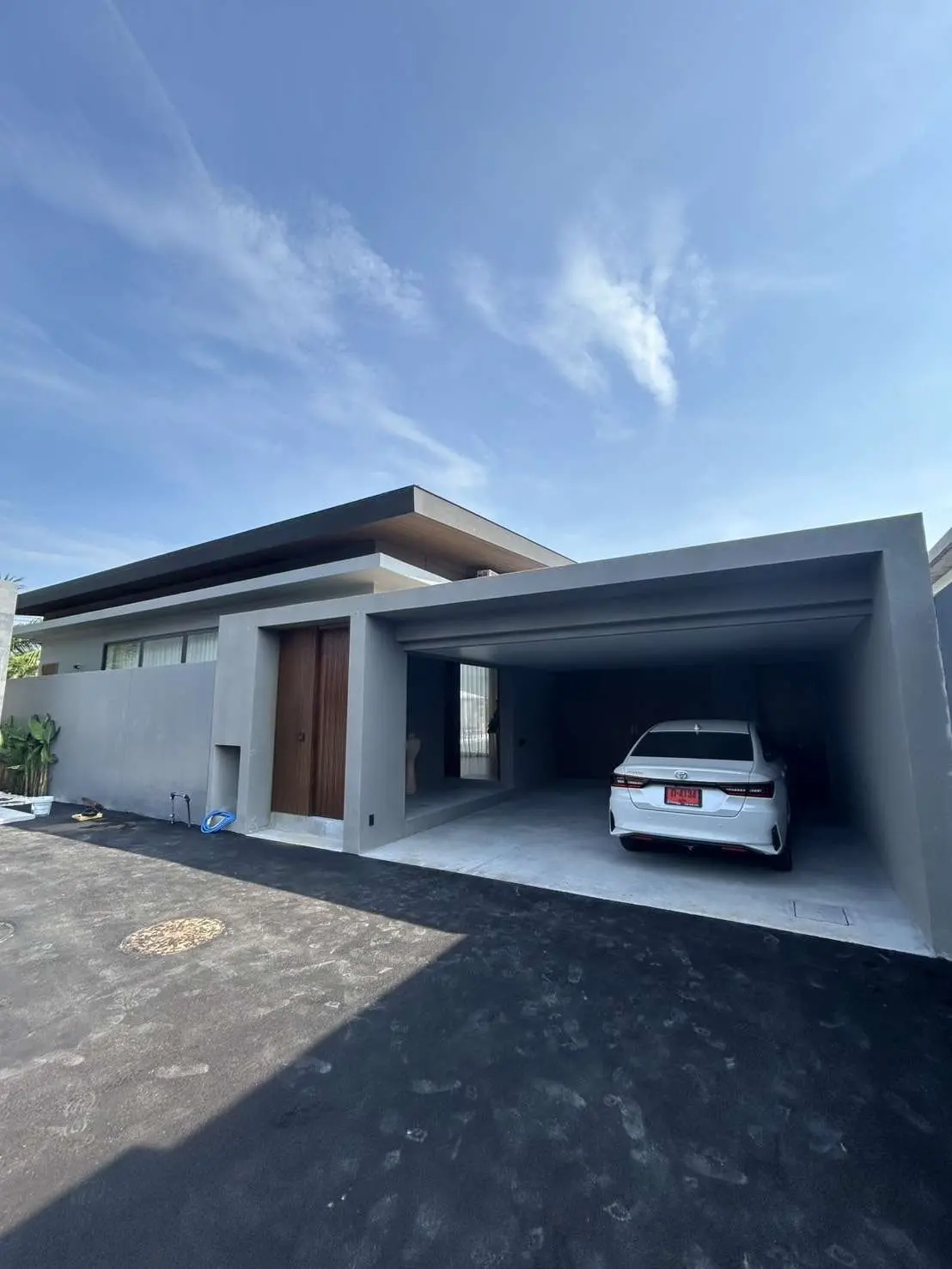 Modern Elegance Meets Tranquil Living